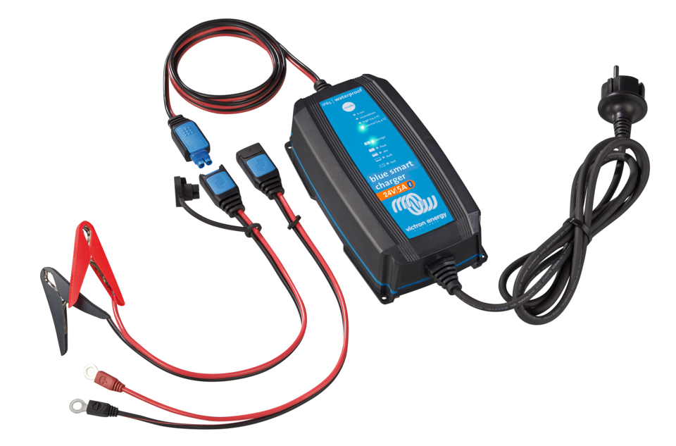 Blue Smart IP65 Charger 24/5(1) 120V NEMA 1-15P - Victron